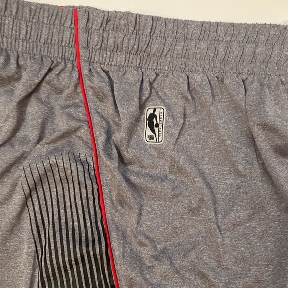 NBA grey basketball shorts size small - Picture 3 of 6